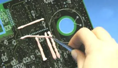 Reference figure: How Can You Repair the Solder Mask on a PCB?