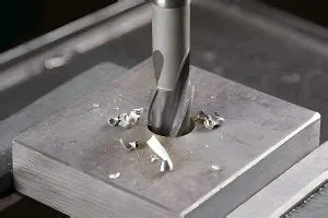 Reference figure: What is the difference between a countersink and a counterbore in a PCB