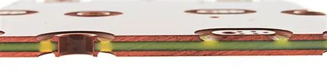 Reference figure: Types of PCB Drilled Holes